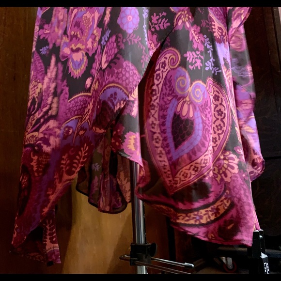 Paisley Sleeveless Dress w/Petal Hem - Picture 7 of 11